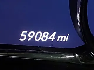 2021 GMC Acadia SLT z VIN 1GKKNMLS5MZ230427, wystawiony jako IAAI lot #41345085 z przebiegiem 59 084 mil mil oraz . Historia ofert i sprzedaży dostępna na DreamBid. Obrazek 14.