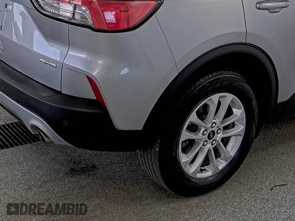 2022 Ford Escape SE с VIN 1FMCU9G66NUB40825, выставлен на аукционе IAAI как лот 42733892 с пробегом 35 913 миль миль и . История ставок и продаж доступна на DreamBid. Изображение 16.