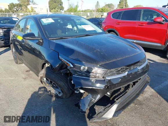 2022 Kia Forte LXS with VIN 3KPF24ADXNE463355, listed as a IAAI auction lot 41614375 with 18,792 mi miles. Bid and sale history available at carsss.com. Image 1.