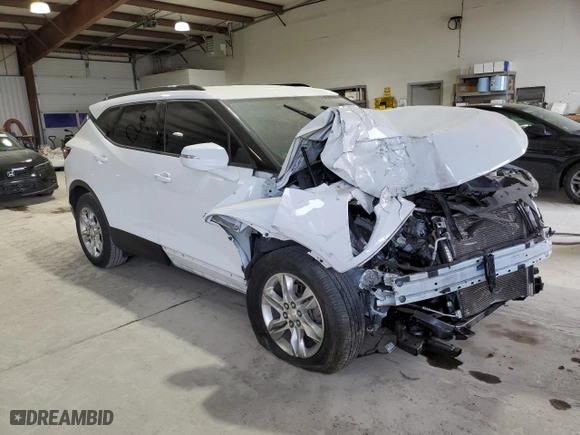2020 Chevrolet Blazer LT with VIN 3GNKBDRSXLS652210, listed as a Copart auction lot 47442215 with NaN miles and Salvage Title. Bid and sale history available at carsss.com. Image 4.