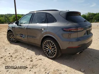 2020 Porsche Cayenne z VIN WP1AA2AY9LDA03086, wystawiony jako Copart lot #53942145 z przebiegiem 37 431 mil mil oraz Nie do naprawy • Non repairable. Historia ofert i sprzedaży dostępna na DreamBid. Obrazek 2.