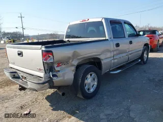 2006 GMC Sierra 1500 SLT with VIN 2GTEK13T461170127, listed as a IAAI auction lot 41791842 with 287,016 mi miles. Bid and sale history available at carsss.com. Image 4.