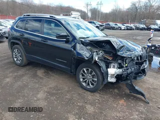 2019 Jeep Cherokee Latitude Plus z VIN 1C4PJMLB8KD289446, wystawiony jako IAAI lot #41986222 z przebiegiem 118 810 mil mil oraz . Historia ofert i sprzedaży dostępna na DreamBid. Obrazek 1.