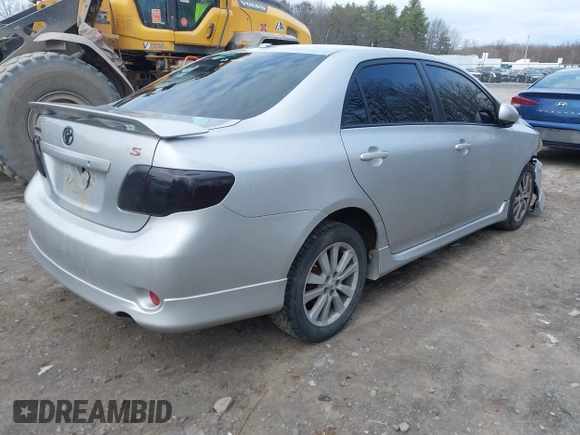 2009 Toyota Corolla with VIN 2T1BU40E69C123823, listed as a IAAI auction lot 42079964 with 204,124 mi miles. Bid and sale history available at carsss.com. Image 4.