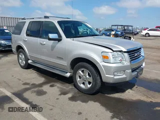 2006 Ford Explorer Limited with VIN 1FMEU758X6UA76064, listed as a IAAI auction lot 42078146 with 152,433 mi miles and . Bid and sale history available at DreamBid. Image 1.