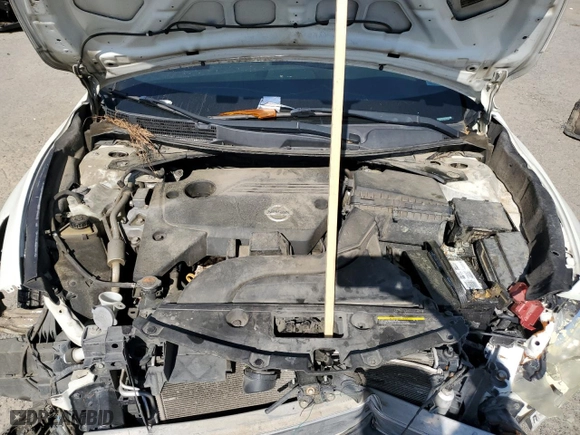 2014 Nissan Altima 2.5 S with VIN 1N4AL3AP3EN370576, listed as a Copart auction lot 52042455 with 251,363 mi miles and Salvage Title. Bid and sale history available at carsss.com. Image 12.