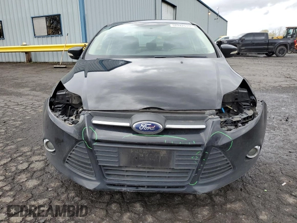 2014 Ford Focus SE with VIN 1FADP3F22EL433306, listed as a Copart auction lot 52242515 with 133,140 mi miles and Salvage Title. Bid and sale history available at carsss.com. Image 5.