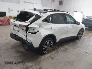2021 Ford Escape SE z VIN 1FMCU9G61MUA32742, wystawiony jako IAAI lot #42418385 z przebiegiem 75 062 mil mil oraz . Historia ofert i sprzedaży dostępna na DreamBid. Obrazek 4.