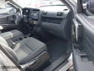 2013 Honda Ridgeline Sport with VIN 5FPYK1F70DB015247, listed as a IAAI auction lot 41693038 with 81,386 mi miles. Bid and sale history available at carsss.com. Image 5.