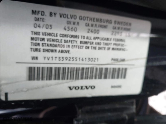 2005 Volvo S80 with VIN YV1TS592551413021, listed as a IAAI auction lot 41700639 with 59,940 mi miles. Bid and sale history available at carsss.com. Image 9.