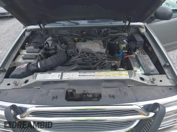 1999 Ford Explorer XLT z VIN 1FMZU35P9XZB75917, wystawiony jako IAAI lot #42132762 z przebiegiem 189 946 mil mil oraz . Historia ofert i sprzedaży dostępna na DreamBid. Obrazek 10.