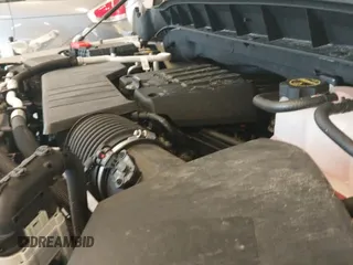 2025 GMC Sierra 1500 Elevation z VIN 3GTPUJEK0SG161353, wystawiony jako IAAI lot #42683031 z przebiegiem 4 023 mil mil oraz . Historia ofert i sprzedaży dostępna na DreamBid. Obrazek 18.