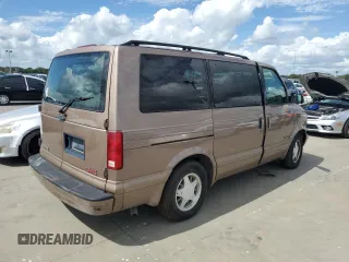 2000 GMC Safari with VIN 1GKDM19W7YB523894, listed as a Copart auction lot 74996334 with Not Provided miles and Salvage Title. Bid and sale history available at carsss.com. Image 3.