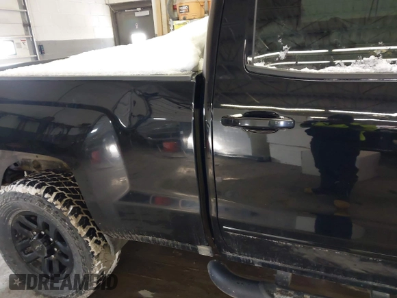 2019 Chevrolet Silverado 2500HD LTZ with VIN 1GC1KTEY6KF267304, listed as a IAAI auction lot 41394062 with 108,179 mi miles. Bid and sale history available at carsss.com. Image 17.