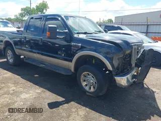 2008 Ford F-250 XL z VIN 1FTSW21R78ED54869, wystawiony jako IAAI lot #42206889 z przebiegiem 233 566 mil mil oraz . Historia ofert i sprzedaży dostępna na DreamBid. Obrazek 1.
