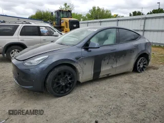 2021 Tesla Model Y Long Range z VIN 5YJYGDEE8MF139620, wystawiony jako Copart lot #53564535 z przebiegiem 32 205 mil mil oraz Szkoda całkowita • Salvage title. Historia ofert i sprzedaży dostępna na DreamBid. Obrazek 1.
