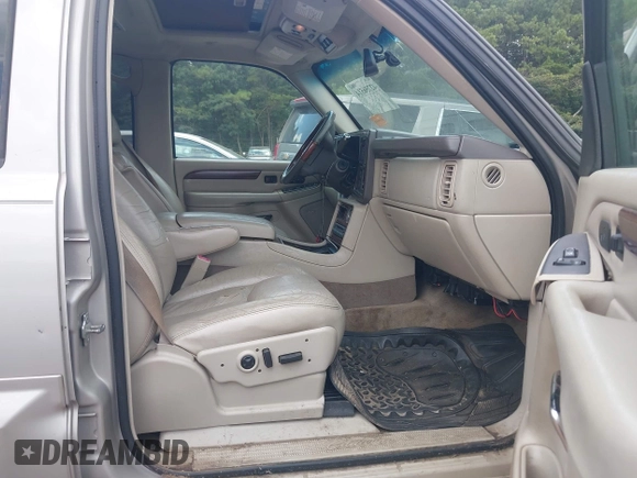 2005 Cadillac Escalade with VIN 1GYEC63T45R115932, listed as a IAAI auction lot 42756514 with 373,014 mi miles and . Bid and sale history available at DreamBid. Image 5.
