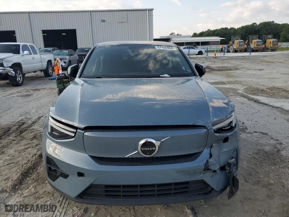 2023 Volvo C40 Recharge Pure Electric Ultimate with VIN YV4ED3GM4P2026472, listed as a Copart auction lot 67486994 with 0 mi miles and Salvage Title. Bid and sale history available at carsss.com. Image 5.
