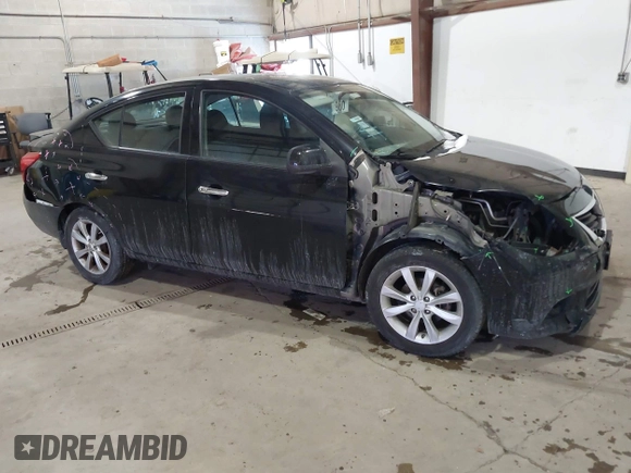 2014 Nissan Versa SV with VIN 3N1CN7AP3EL835817, listed as a IAAI auction lot 41312955 with 183,375 mi miles. Bid and sale history available at carsss.com. Image 1.