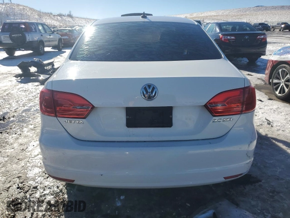 2011 Volkswagen Jetta SEL с VIN 3VWGX7AJ1BM006459, выставлен на аукционе Copart как лот 88080885 с пробегом 176 348 миль миль и Списание • Salvage title. История ставок и продаж доступна на DreamBid. Изображение 6.