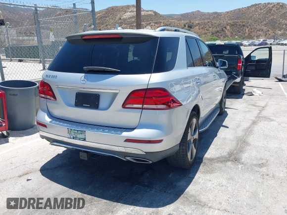 2016 Mercedes-Benz GLE 350 с VIN 4JGDA5JB2GA812671, выставлен на аукционе IAAI как лот 42544096 с пробегом 96 975 миль миль и . История ставок и продаж доступна на DreamBid. Изображение 4.