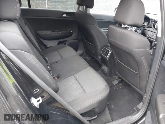 2017 Kia Sportage LX z VIN KNDPMCAC0H7131963, wystawiony jako IAAI lot #41872442 z przebiegiem 90 778 mil mil oraz . Historia ofert i sprzedaży dostępna na DreamBid. Obrazek 8.