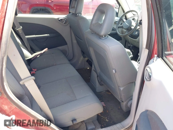 2010 Chrysler PT Cruiser z VIN 3A4GY5F92AT142231, wystawiony jako IAAI lot #42007223 z przebiegiem 85 366 mil mil oraz . Historia ofert i sprzedaży dostępna na DreamBid. Obrazek 8.
