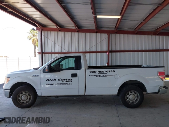 2013 Ford F-150 XL z VIN 1FTNF1CF2DKE46719, wystawiony jako IAAI lot #42865368 z przebiegiem 358 593 mil mil oraz . Historia ofert i sprzedaży dostępna na DreamBid. Obrazek 14.