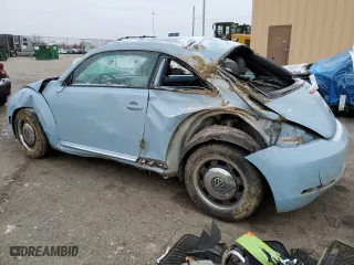 2012 Volkswagen Beetle 2.5L PZEV with VIN 3VWJP7AT7CM600921, listed as a Copart auction lot 83191424 with 0 mi miles and Salvage Title. Bid and sale history available at carsss.com. Image 2.