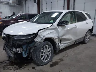 2022 Chevrolet Equinox LT with VIN 3GNAXUEV5NL312893, listed as a IAAI auction lot 41571644 with 54,600 mi miles. Bid and sale history available at carsss.com. Image 2.