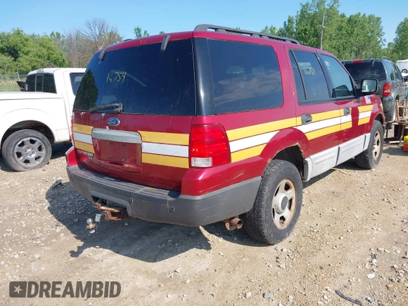 2005 Ford Expedition Special Service с VIN 1FMFU165X5LA19826, выставлен на аукционе IAAI как лот 42616754 с пробегом 90 397 миль миль и . История ставок и продаж доступна на DreamBid. Изображение 4.