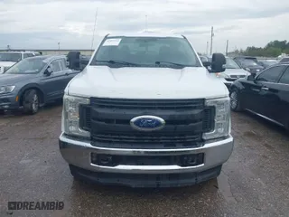 2017 Ford Super Duty F-250 SRW Lariat with VIN 1FT7W2B62HEF11136, listed as a IAAI auction lot 41892510 with 166,165 mi miles. Bid and sale history available at carsss.com. Image 12.