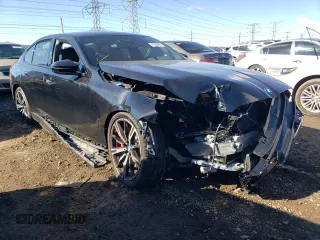 2024 BMW i5 M60 z VIN WBY43FK00RCP55216, wystawiony jako Copart lot #47203974 z przebiegiem 3518 mil mil oraz Szkody całkowita. Historia ofert i sprzedaży dostępna na DreamBid. Obrazek 4.