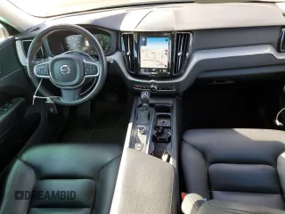 2018 Volvo XC60 Momentum with VIN LYV102RK3JB097333, listed as a Copart auction lot 81130574 with 76,499 mi miles and Salvage Title. Bid and sale history available at carsss.com. Image 8.