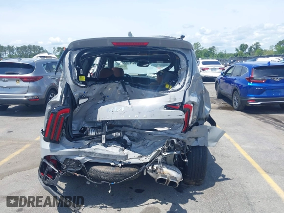 2023 Kia Telluride SX X-Pro with VIN 5XYP5DGC0PG370652, listed as a IAAI auction lot 42226690 with 30,669 mi miles and . Bid and sale history available at DreamBid. Image 15.