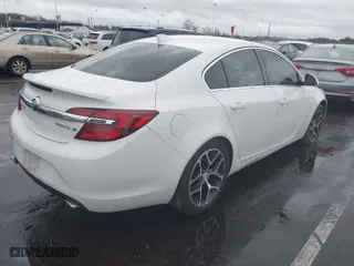 2017 Buick Regal Sport Touring with VIN 2G4GL5EX8H9107609, listed as a IAAI auction lot 41072055 with 79,832 mi miles. Bid and sale history available at carsss.com. Image 4.
