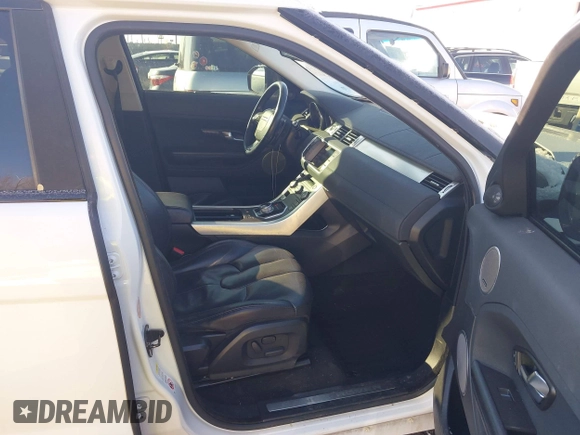 2014 Land Rover Range Rover Evoque Pure Plus z VIN SALVP2BG7EH866285, wystawiony jako IAAI lot #41412019 z przebiegiem 127 636 mil mil oraz . Historia ofert i sprzedaży dostępna na DreamBid. Obrazek 5.