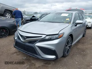 2021 Toyota Camry SE Nightshade with VIN 4T1G11AK1MU458190, listed as a IAAI auction lot 42075243 with 48,731 mi miles and . Bid and sale history available at carsss.com. Image 18.