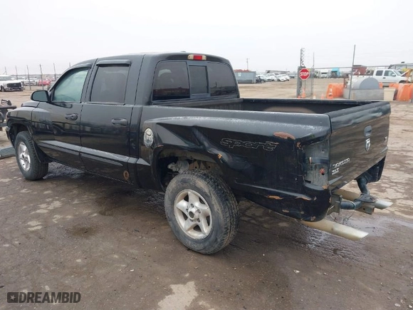 2006 Dodge Dakota SLT with VIN 1D7HE48N16S611010, listed as a IAAI auction lot 41018277 with 182,335 mi miles. Bid and sale history available at carsss.com. Image 3.