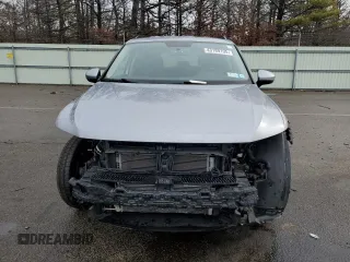 2022 Volkswagen Tiguan S with VIN 3VV0B7AX0NM057030, listed as a Copart auction lot 43189195 with 34,015 mi miles and Salvage title. Bid and sale history available at DreamBid. Image 5.