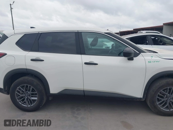 2024 Nissan Rogue S with VIN 5N1BT3AB2RC749214, listed as a IAAI auction lot 42050444 with 16,645 mi miles. Bid and sale history available at carsss.com. Image 14.
