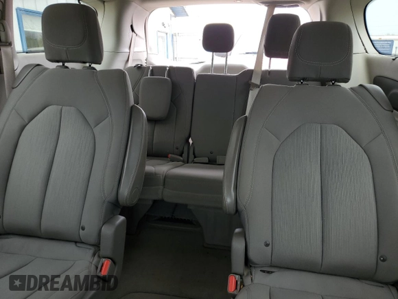 2017 Chrysler Pacifica Touring L with VIN 2C4RC1BG4HR844767, listed as a Copart auction lot 52745525 with 98,412 mi miles and Salvage Title. Bid and sale history available at DreamBid. Image 10.