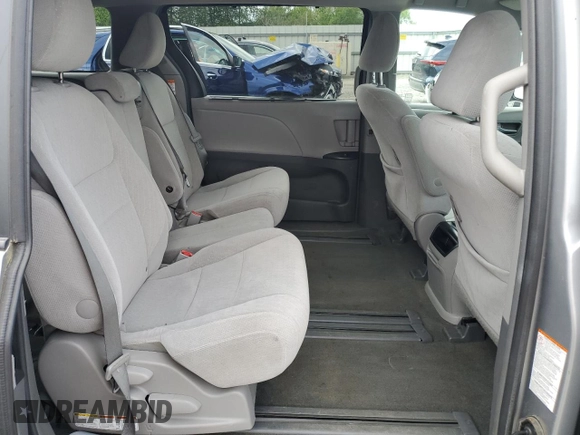 2016 Toyota Sienna LE AAS с VIN 5TDKK3DC4GS754504, выставлен на аукционе Copart как лот 58008315 с пробегом 83 519 миль миль и Списание • Salvage title. История ставок и продаж доступна на DreamBid. Изображение 11.