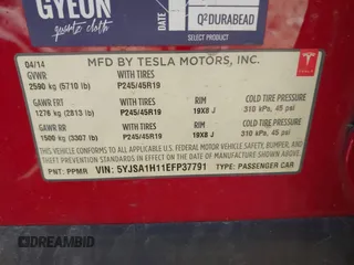 2014 Tesla Model S 60 with VIN 5YJSA1H11EFP37791, listed as a IAAI auction lot 41995504 with 84,371 mi miles and . Bid and sale history available at DreamBid. Image 9.