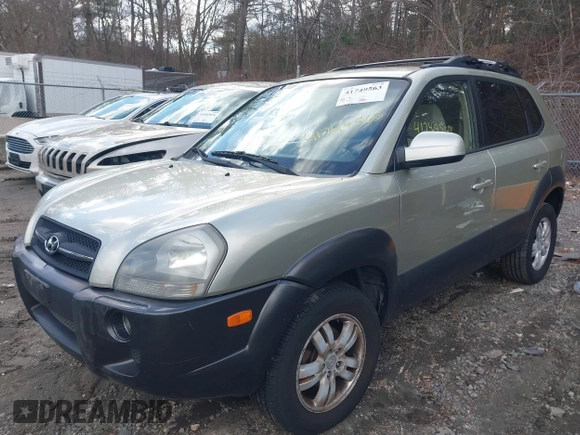 2006 Hyundai Tucson GLS with VIN KM8JN12D46U352491, listed as a IAAI auction lot 41749563 with 151,930 mi miles. Bid and sale history available at carsss.com. Image 2.