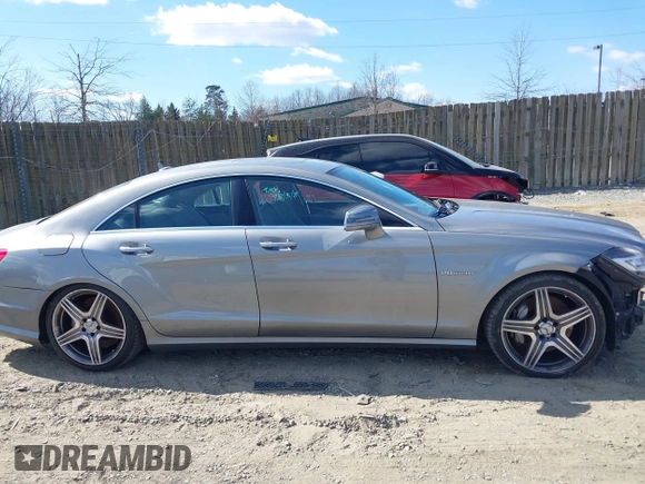 2013 Mercedes-Benz CLS-Class CLS 63 AMG with VIN WDDLJ7EB3DA081210, listed as a IAAI auction lot 41683158 with 61,423 mi miles. Bid and sale history available at carsss.com. Image 13.