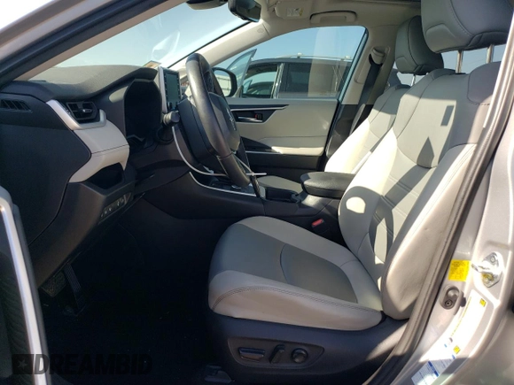 2021 Toyota RAV4 Hybrid LE with VIN 2T3B6RFV7MW019757, listed as a Copart auction lot 61929085 with 14,675 mi miles and Salvage title. Bid and sale history available at DreamBid. Image 7.