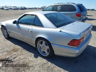 2001 Mercedes-Benz SL-Class with VIN WDBFA68F31F197746, listed as a IAAI auction lot 41493246 with 146,393 mi miles. Bid and sale history available at carsss.com. Image 3.