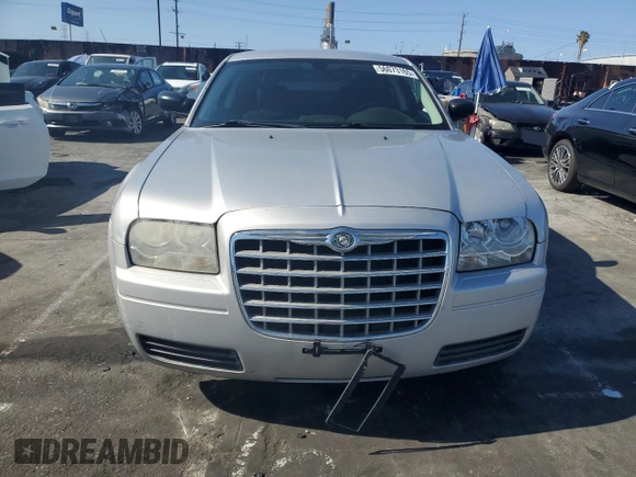 2009 Chrysler 300 LX with VIN 2C3KA43D49H632282, listed as a Copart auction lot 56073165 with 167,346 mi miles and Clean title. Bid and sale history available at DreamBid. Image 5.