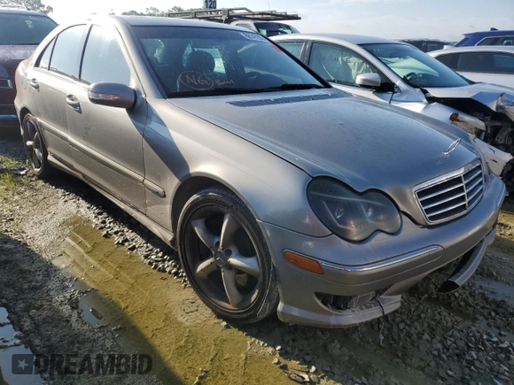 2006 Mercedes-Benz C 230 Sport z VIN WDBRF52H56A885769, wystawiony jako Copart lot #60147295 z przebiegiem 170 685 mil mil oraz Szkoda całkowita • Salvage title. Historia ofert i sprzedaży dostępna na DreamBid. Obrazek 4.